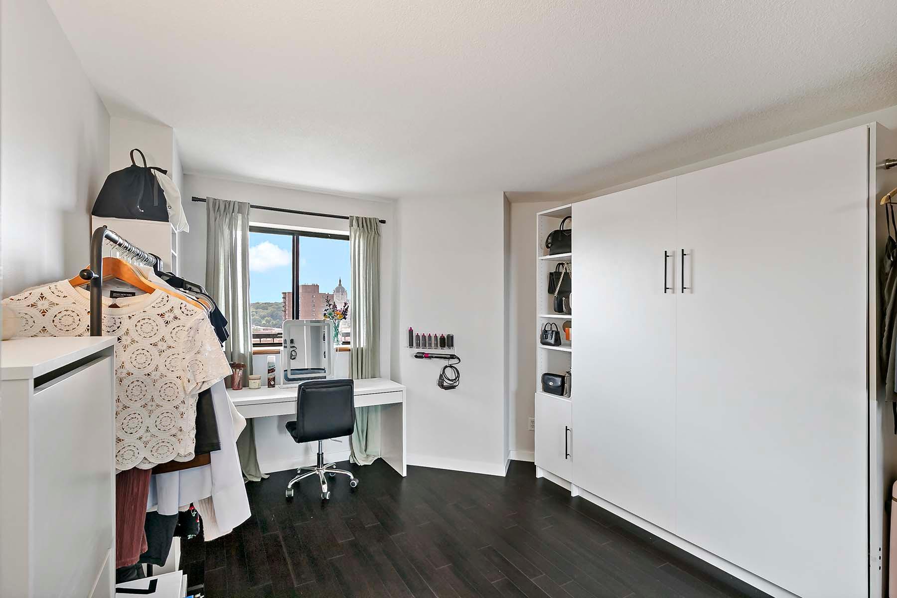 78 10th Street East, Unit 2004 St. Paul, MN 55101 - Photo 30 of 56