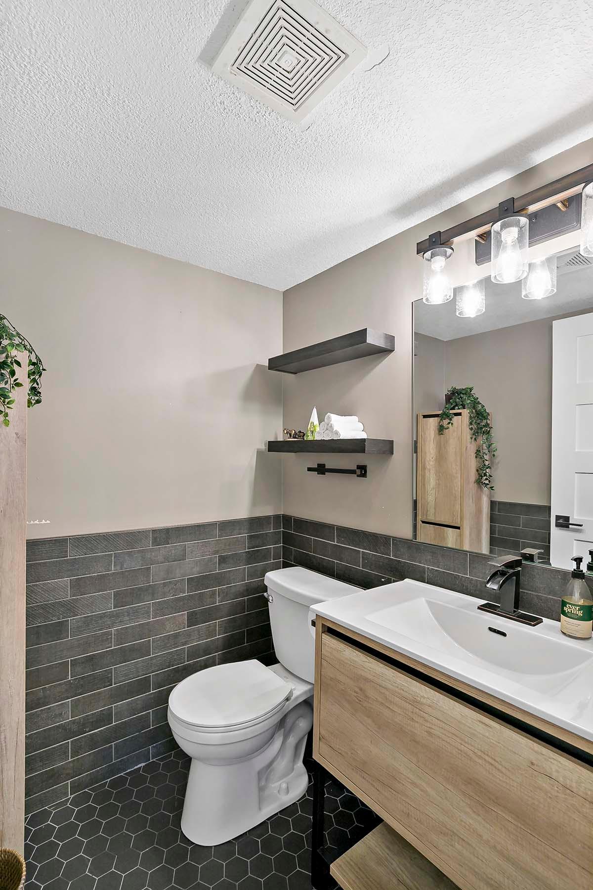 78 10th Street East, Unit 2004 St. Paul, MN 55101 - Photo 33 of 56