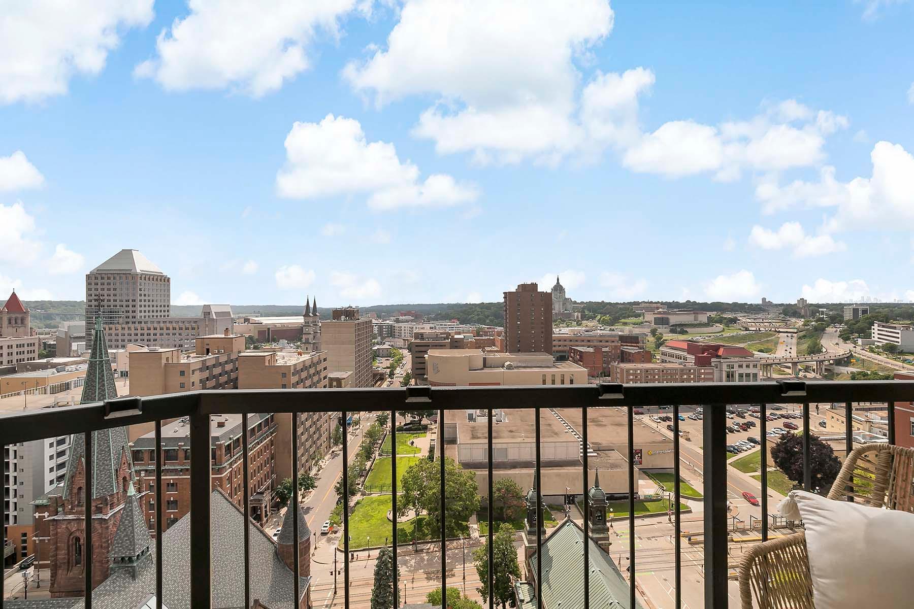 78 10th Street East, Unit 2004 St. Paul, MN 55101 - Photo 8 of 56