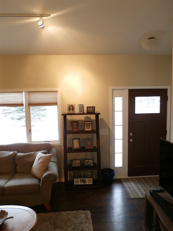 6375 North Belsay Road Flint, MI 48506 - Photo 3 of 25 31377249-2.JPG