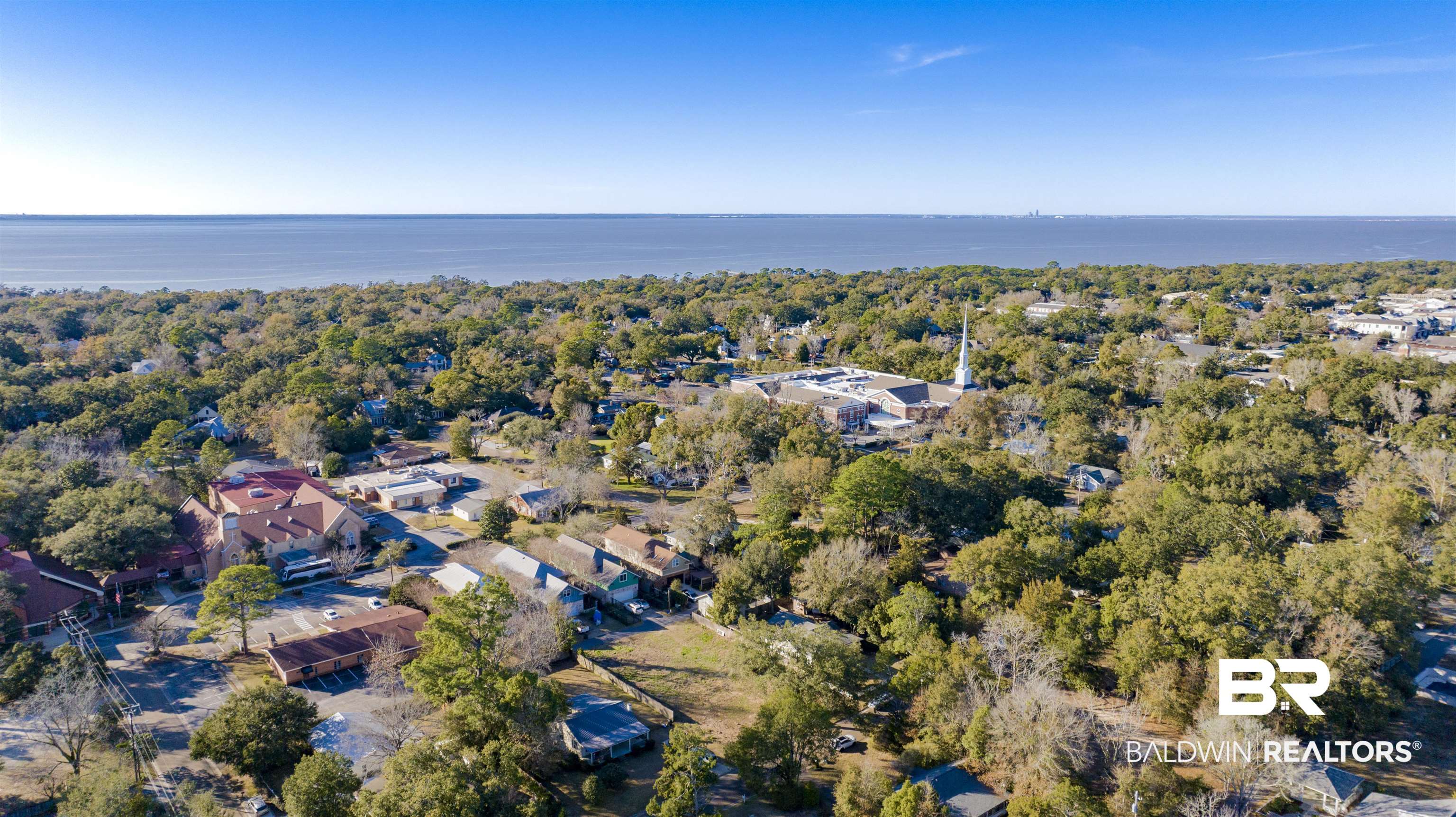 368 Azalea Street Fairhope, AL 36532 - Photo 3 of 14