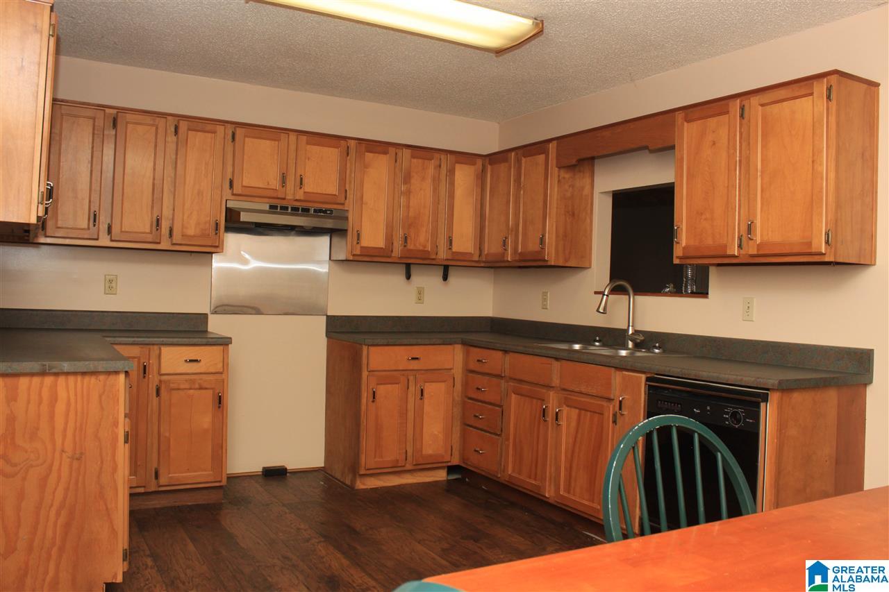 514 Seven Sweet Gums Road Sylacauga, AL 35151 - Photo 3 of 9
