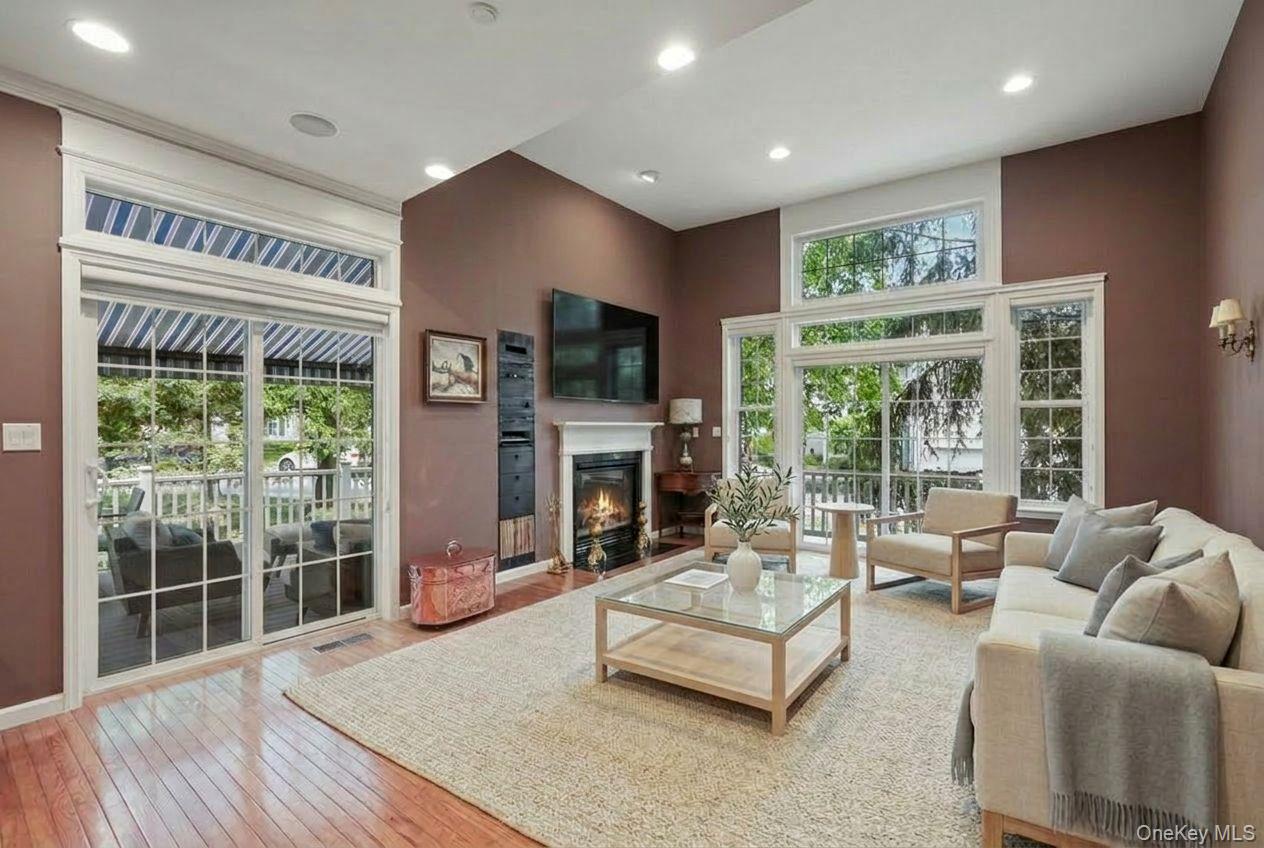 2 Heirloom Lane Rye Brook, NY 10573 - Photo 2 of 34 Living Room
