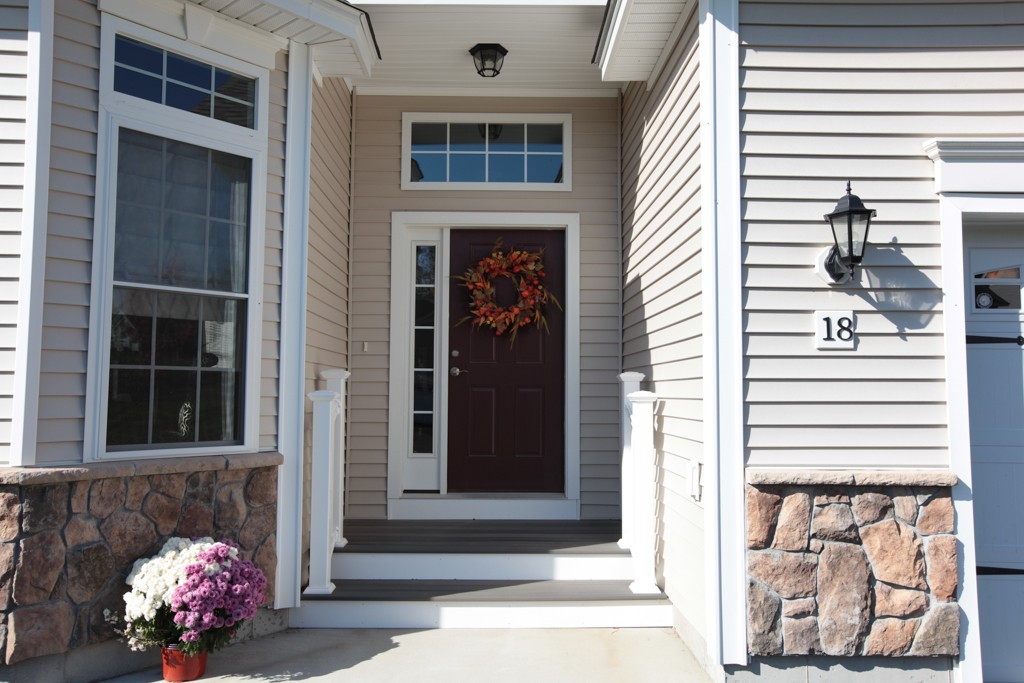 18 Quarry Road, Unit 18 Londonderry, NH 03053 - Photo 3 of 30