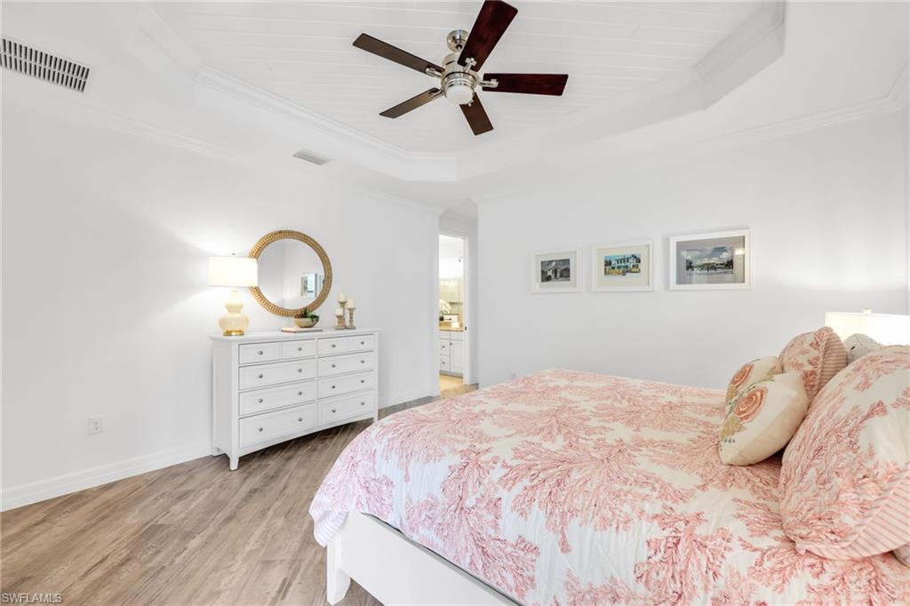 2834 Aviamar Circle Naples, FL 34114 - Photo 21 of 46