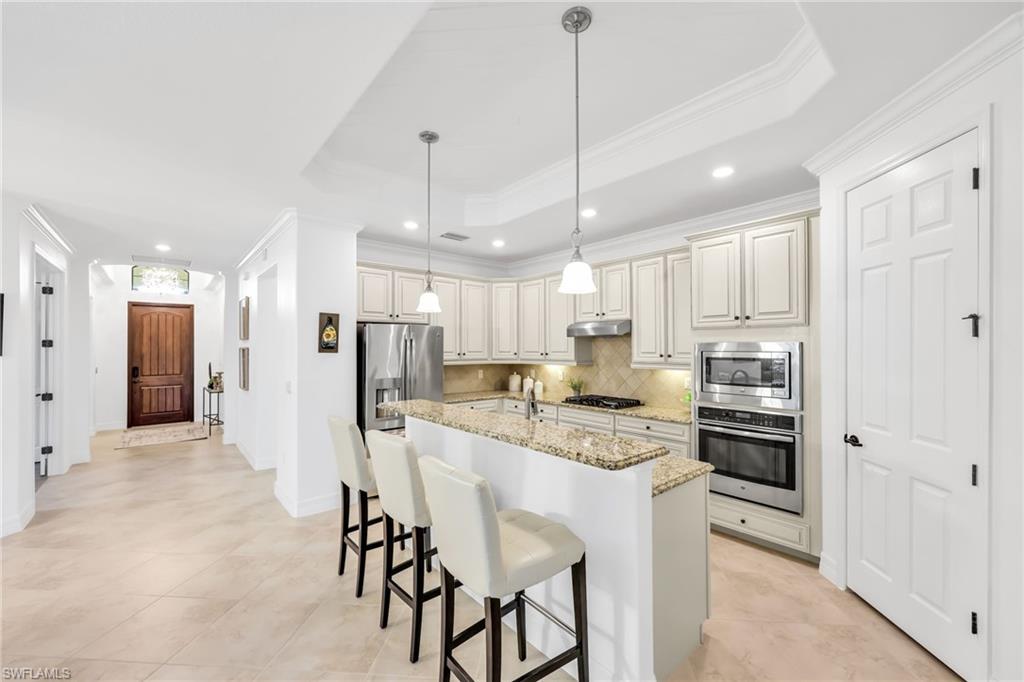 2834 Aviamar Circle Naples, FL 34114 - Photo 7 of 46