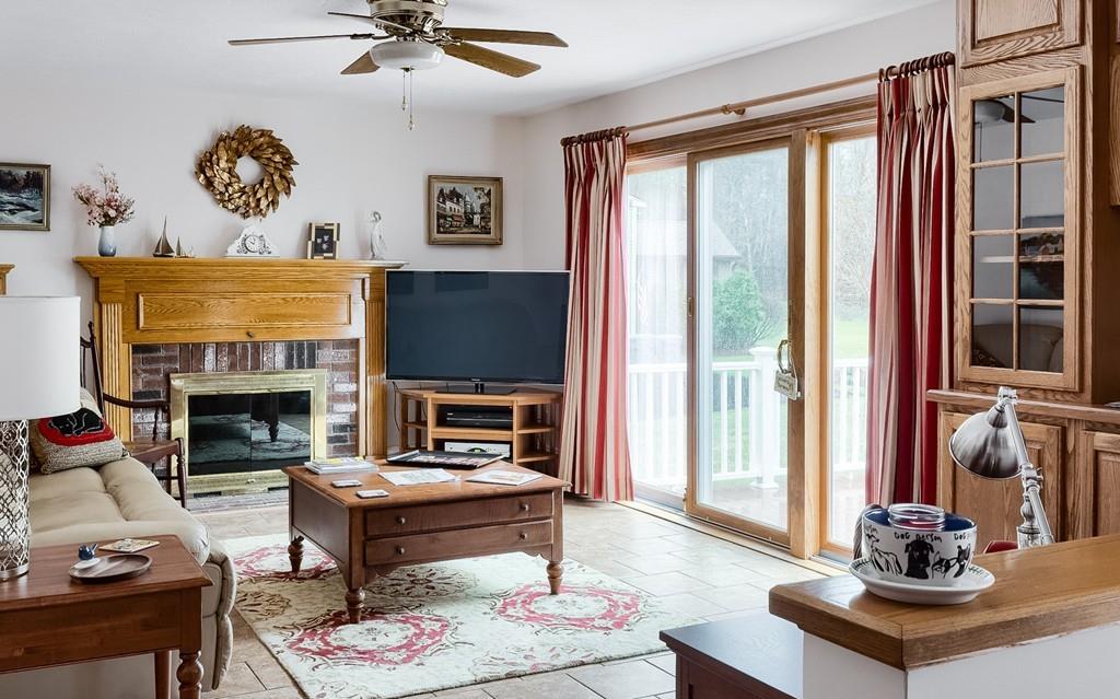 240 Charnock Hill Road Rutland, MA 01543 - Photo 8 of 39