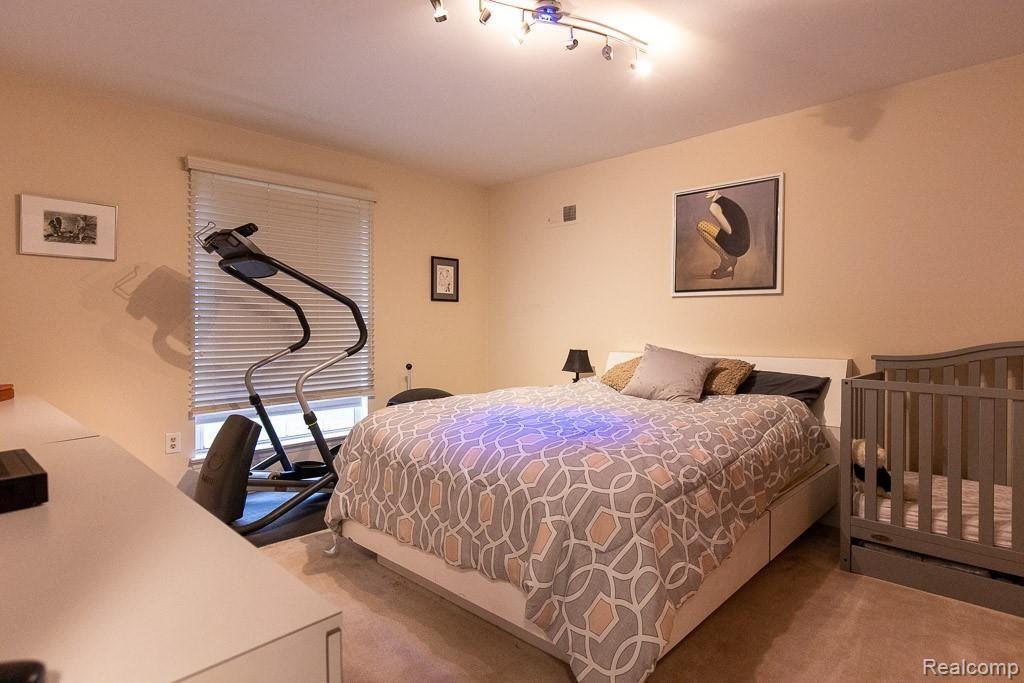 31775 Ridgeside Drive, Unit 22 Farmington Hills, MI 48334 - Photo 22 of 44
