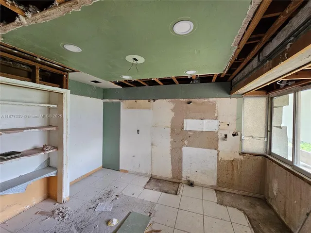 a view of a storage & utility room