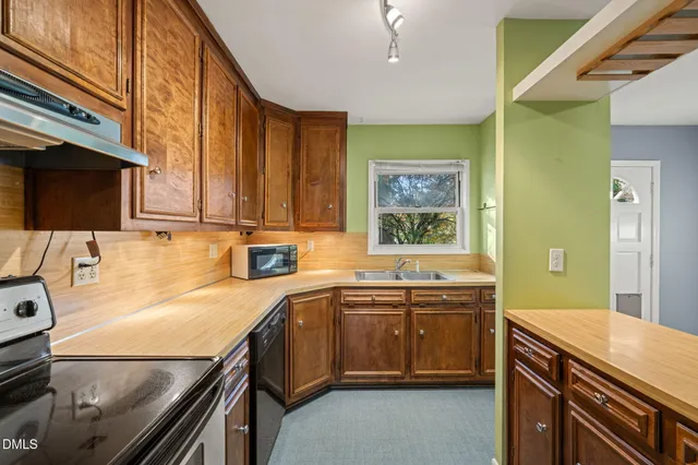 $325,000 | 3107 Rosebriar Drive, Durham, NC 27705