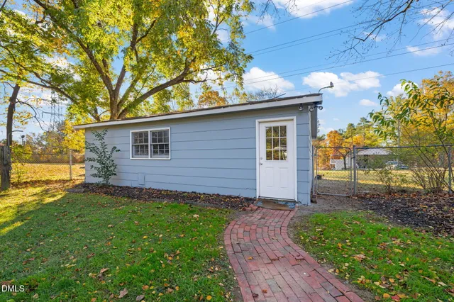 $325,000 | 3107 Rosebriar Drive, Durham, NC 27705