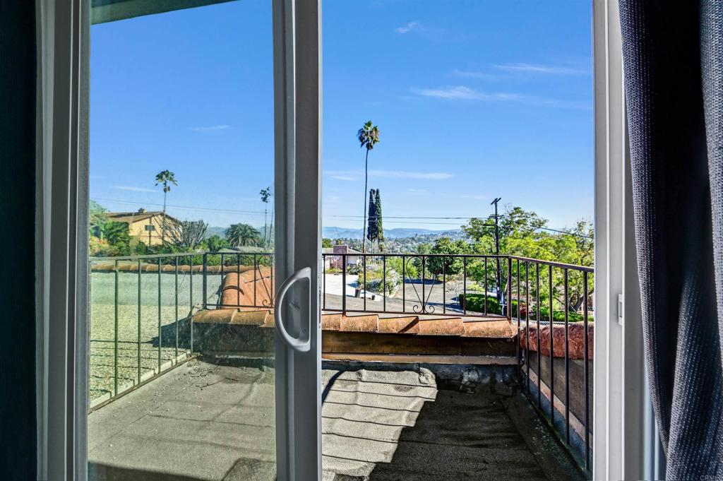 735 South Upas Street Escondido, CA 92025 - Photo 20 of 28 a balcony view with a potted plant