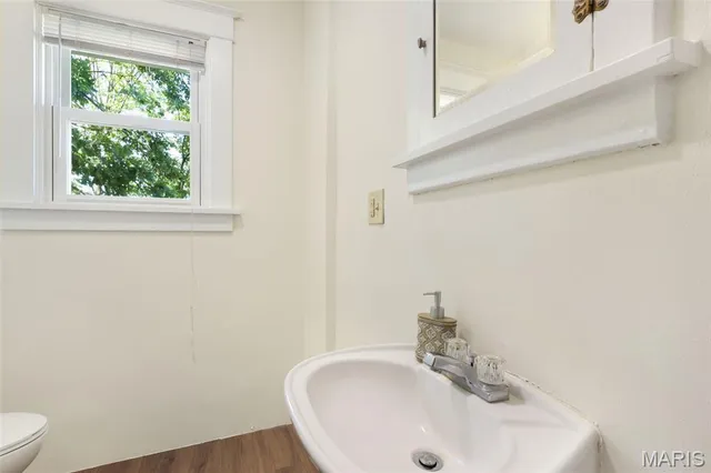 $250,000 | 401 South Buchanan Street, Edwardsville, IL 62025