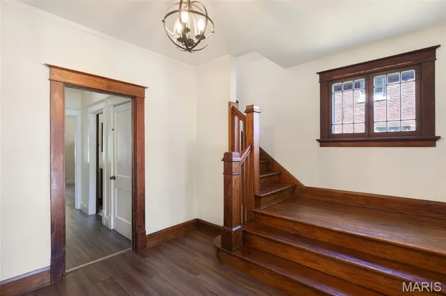 $250,000 | 401 South Buchanan Street, Edwardsville, IL 62025