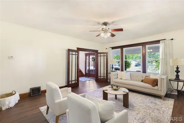 $250,000 | 401 South Buchanan Street, Edwardsville, IL 62025