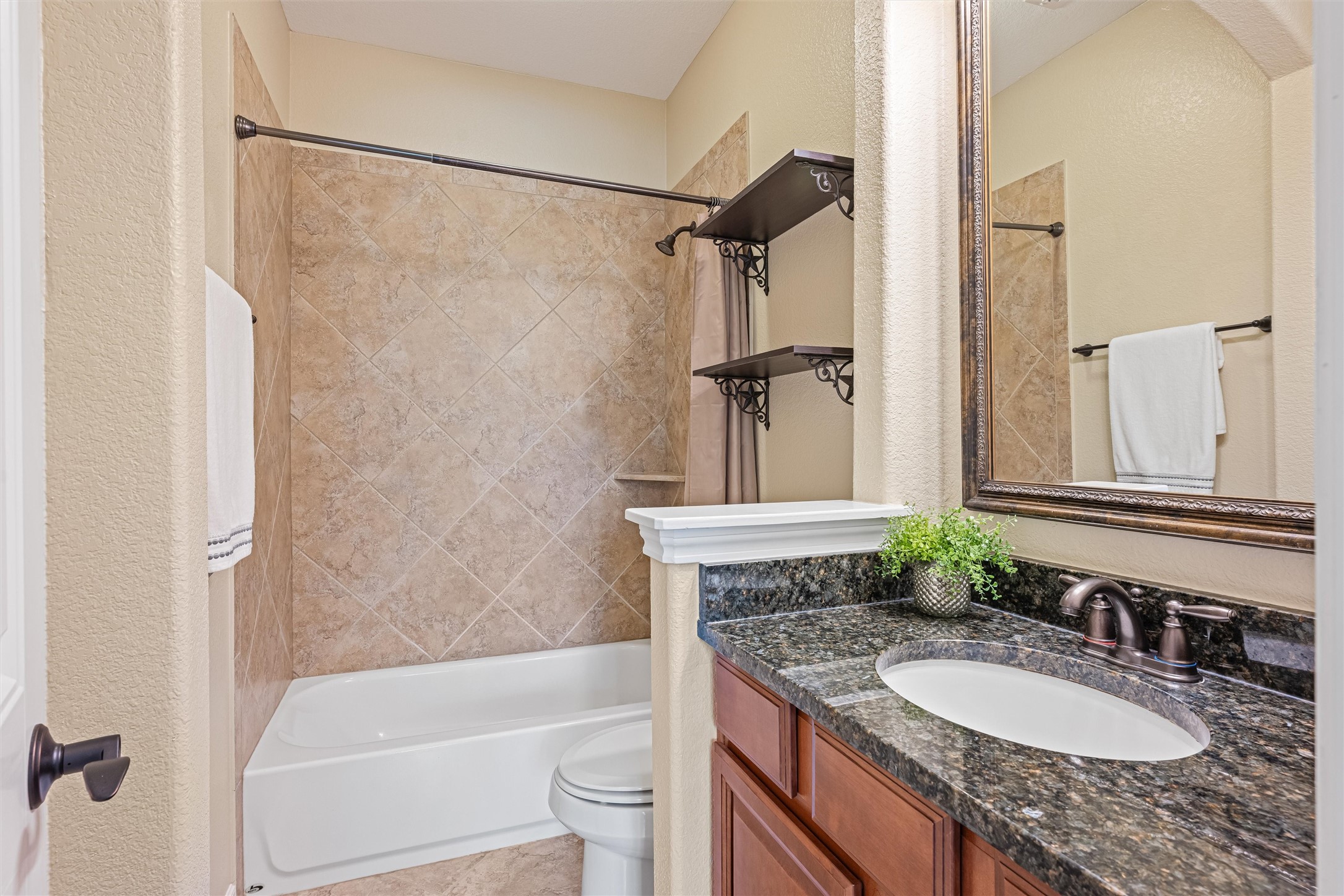 27714 Linden Ridge Lane Fulshear, TX 77441 - Photo 37 of 48