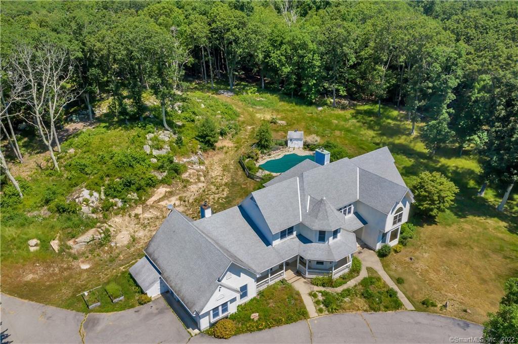 137 Roxbury Road East Lyme, CT 06357 - Photo 1 of 1