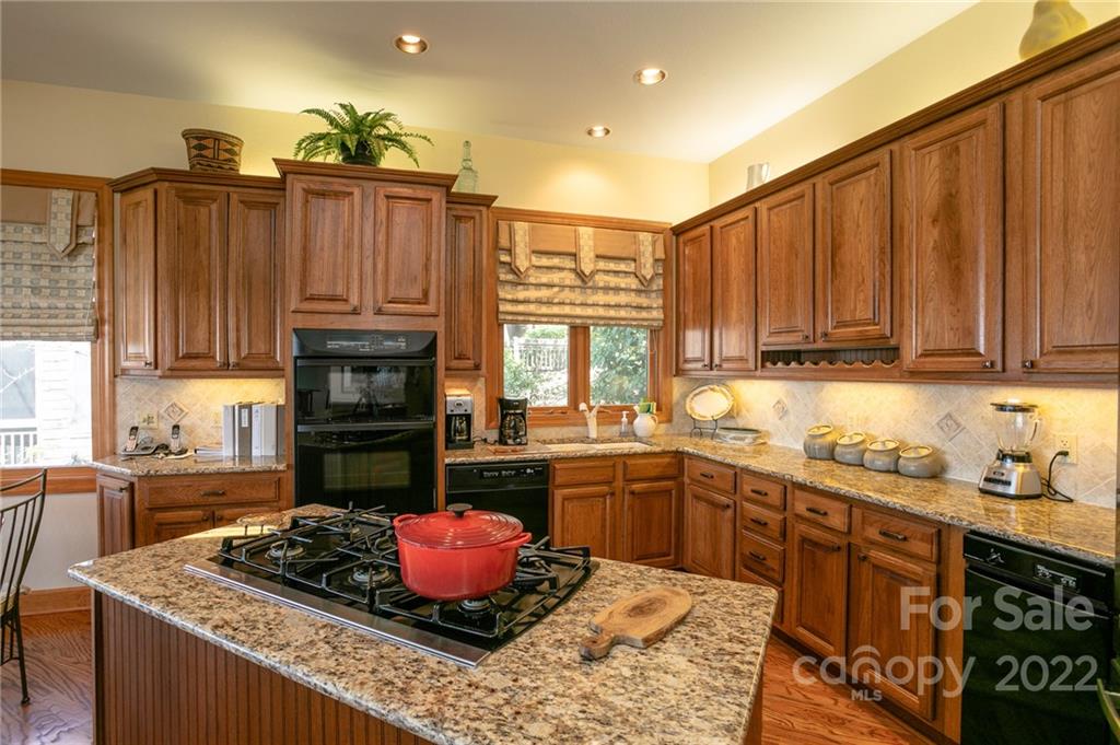 268 Sunset Point Road, Unit A/4 Burnsville, NC 28714 - Photo 7 of 34 Gallery Image 7