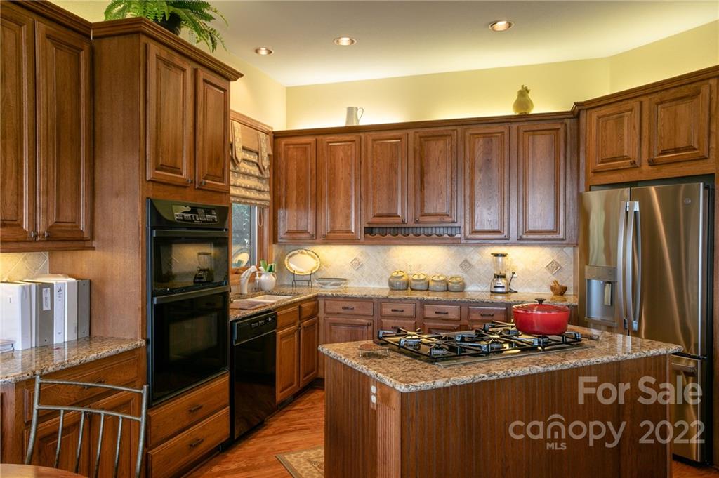 268 Sunset Point Road, Unit A/4 Burnsville, NC 28714 - Photo 8 of 34 Gallery Image 8