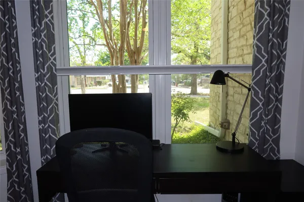 $1,195 | 3400 Speedway, Unit 104, Austin, TX 78705