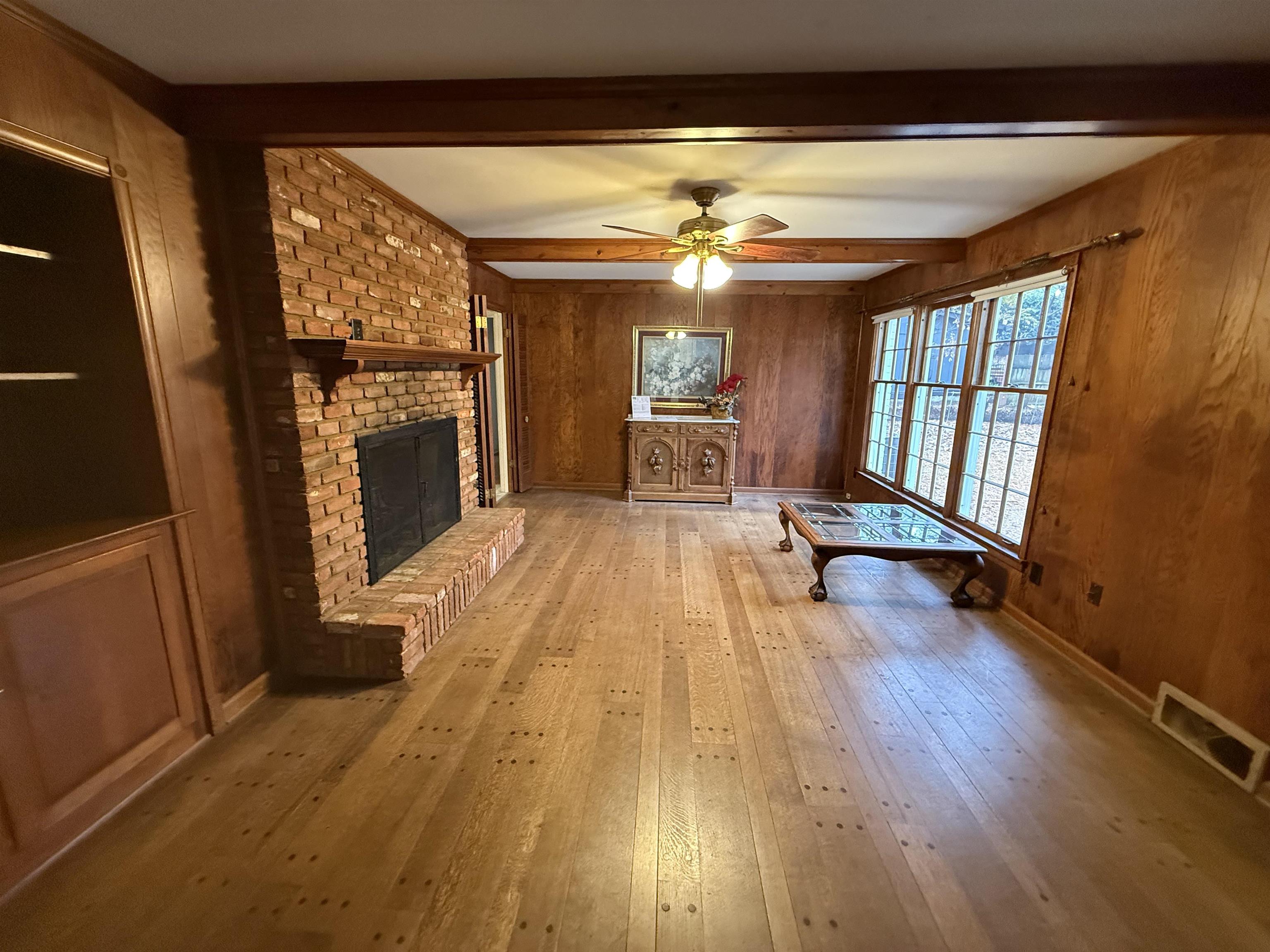 5575 Walnut Grove Road Memphis, TN 38120 - Photo 17 of 36 a view of an entryway with wooden floor