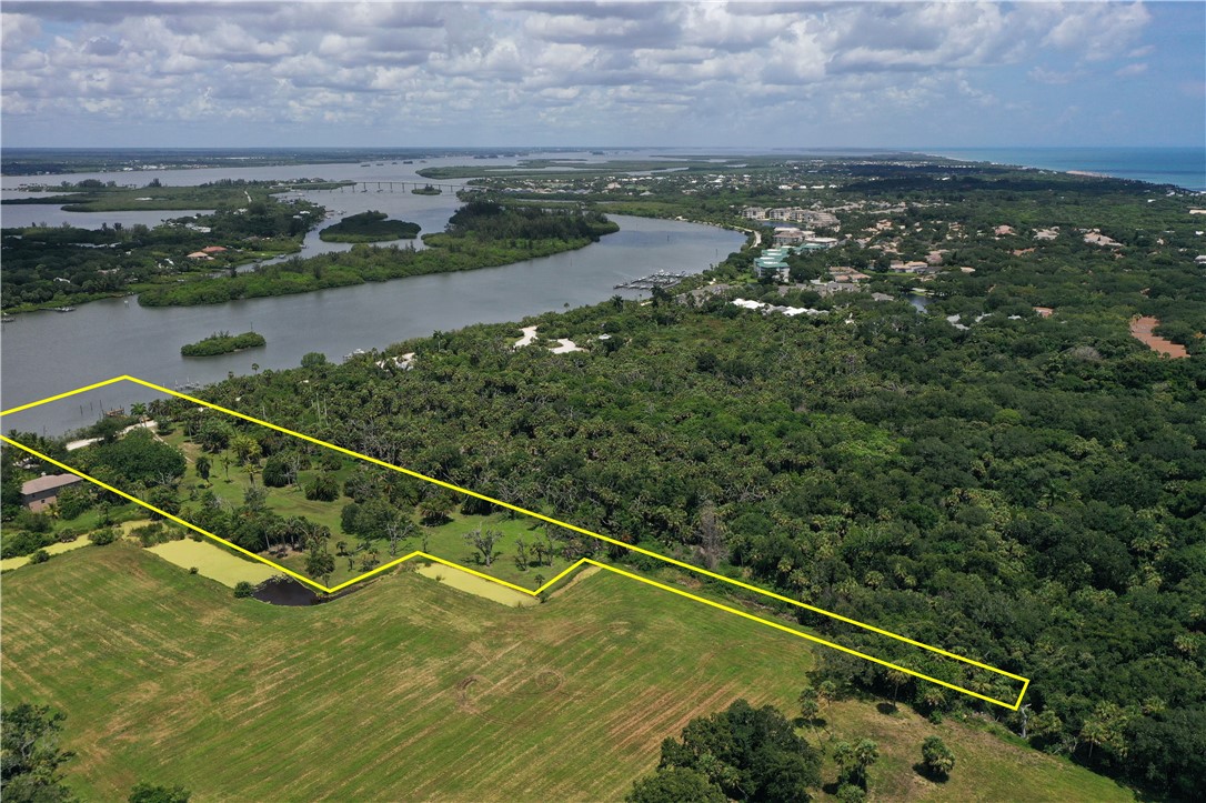 8550 Jungle Trail Vero Beach, FL 32963 - Photo 2 of 9