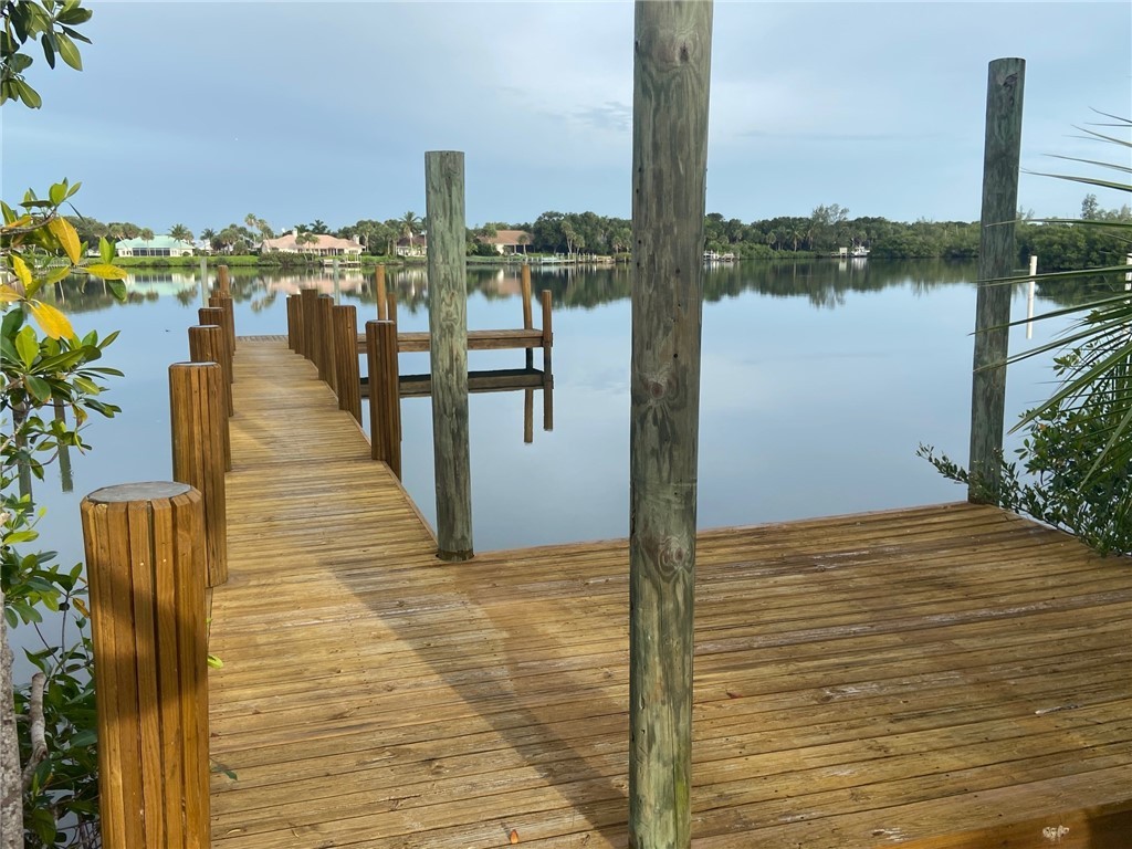 8550 Jungle Trail Vero Beach, FL 32963 - Photo 6 of 9