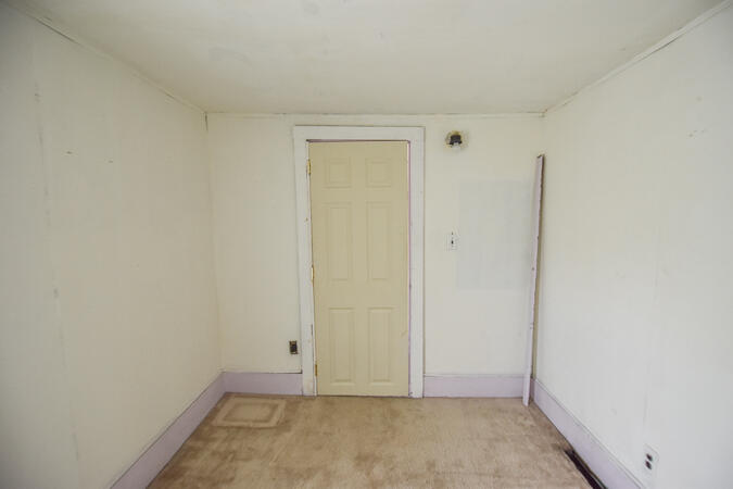 1201 Clarendon Road Quincy, MI 49082 - Photo 12 of 24 DSC_1153