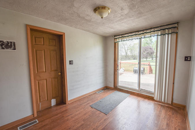 1201 Clarendon Road Quincy, MI 49082 - Photo 8 of 24 DSC_1128