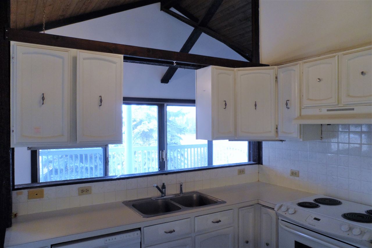 7302 East Bigelow Gulch Road Spokane, WA 99217 - Photo 6 of 11