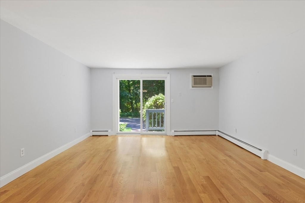 165 R Chestnut Street, Unit 2 Foxboro, MA 02035 - Photo 18 of 41