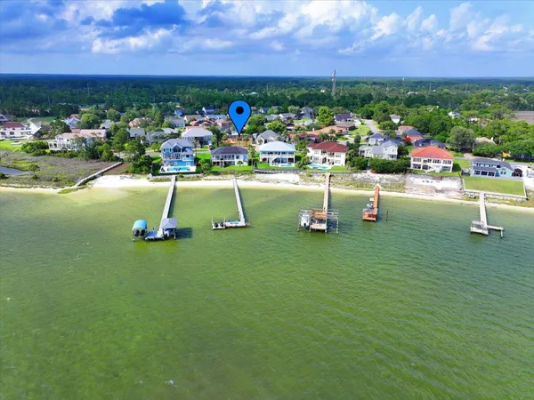 $182,000 | 147 Shoreline Drive, Mary Esther, FL 32569