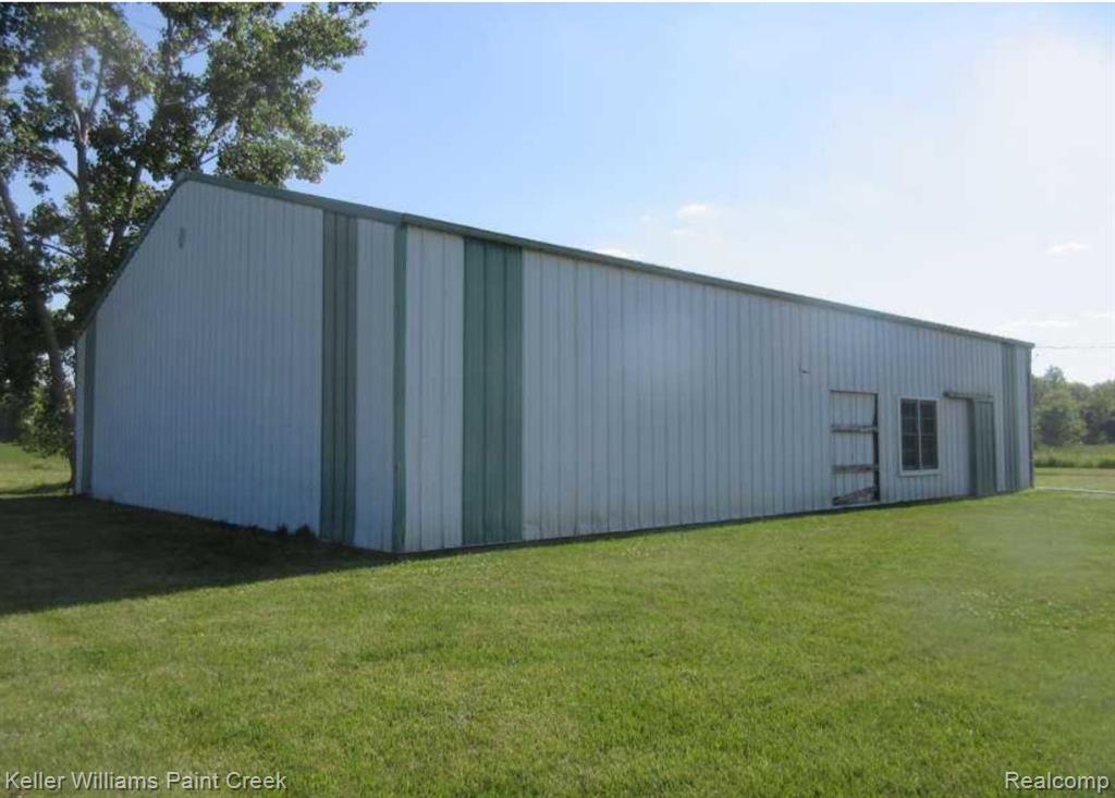 16135 Petz Road Capac, MI 48014 - Photo 3 of 8