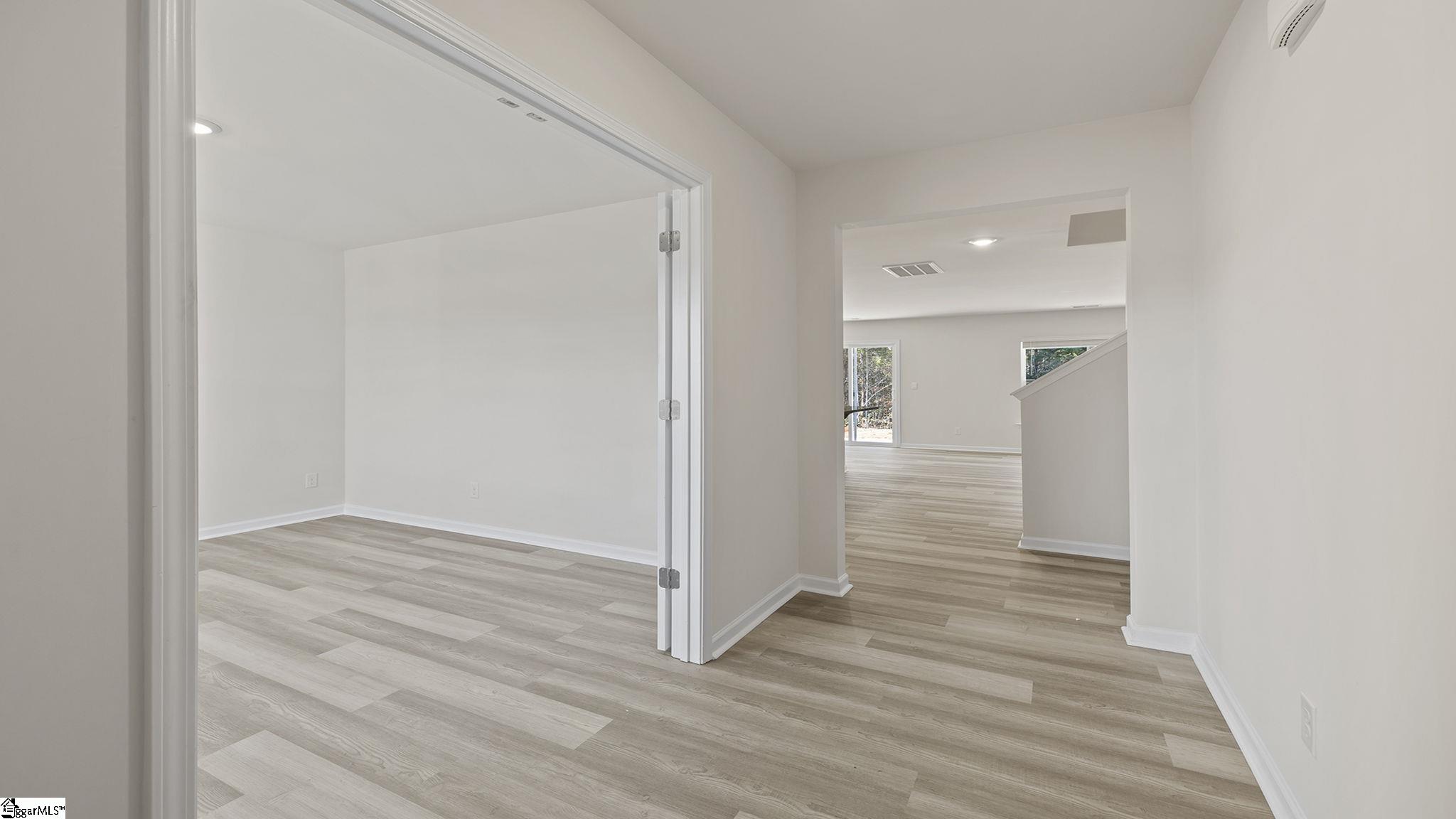 238 Roocroft Court Fountain Inn, SC 29644 - Photo 3 of 34