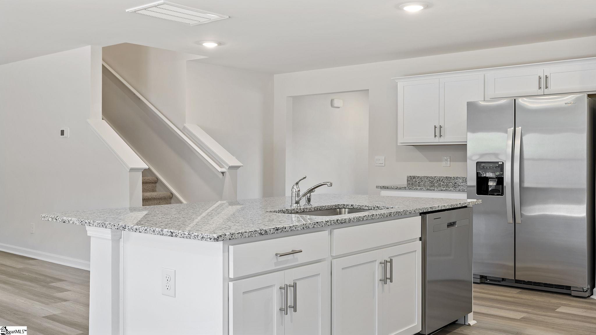 238 Roocroft Court Fountain Inn, SC 29644 - Photo 6 of 34