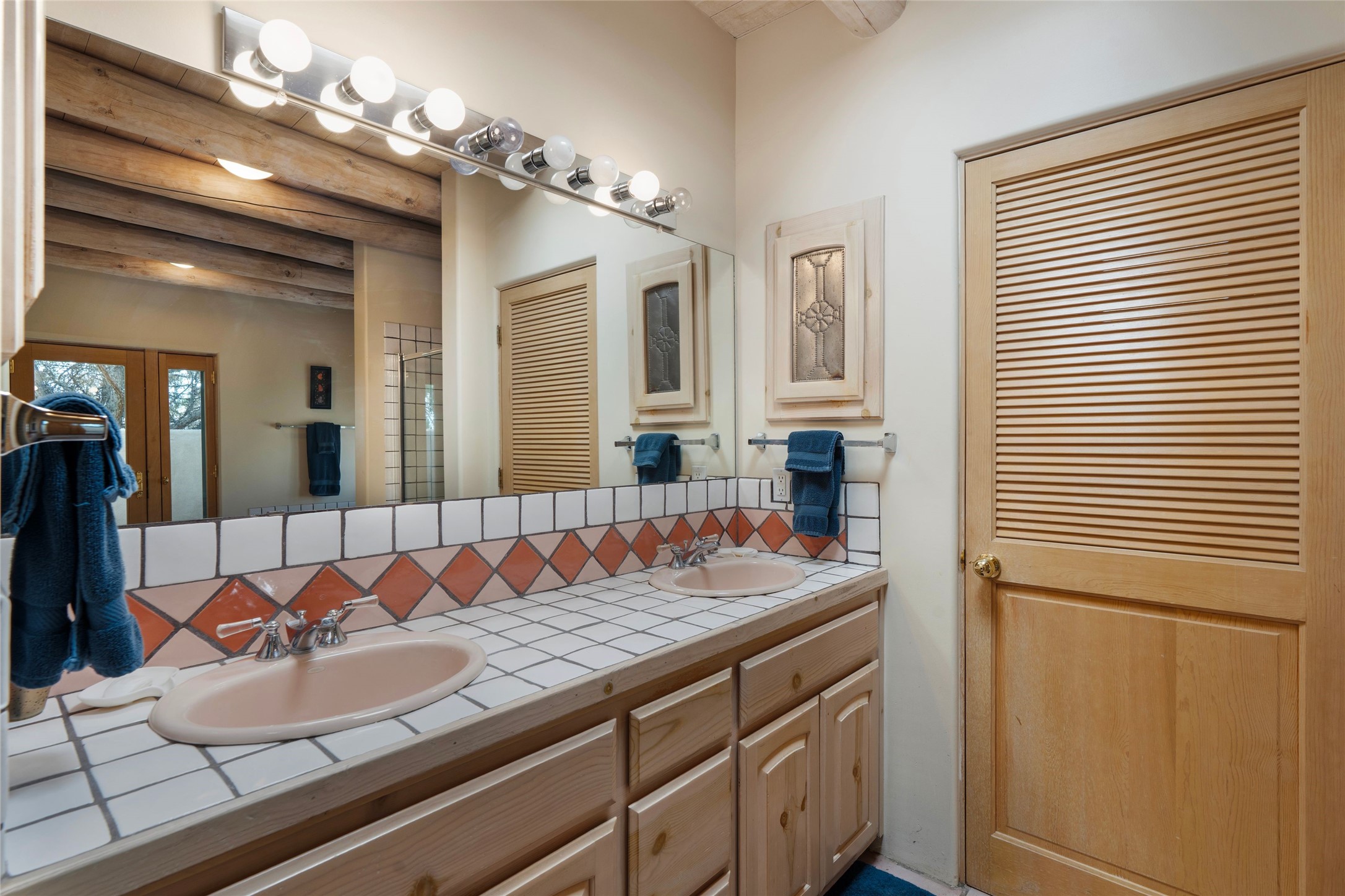 88 Monte Alto Road Santa Fe, NM 87508 - Photo 27 of 43 Primary Bathroom