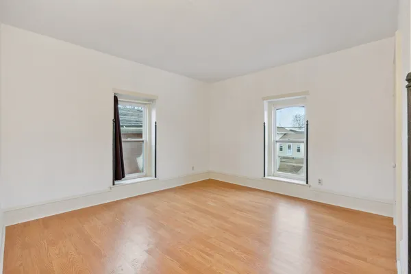 $199,900 | 512 Broad Street, Sabula, IA 52070