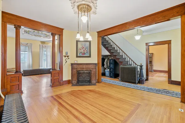 $199,900 | 512 Broad Street, Sabula, IA 52070