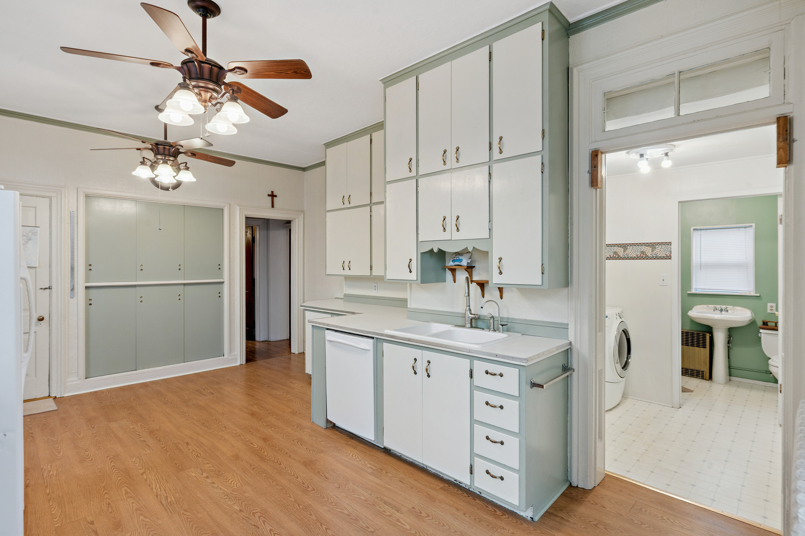 512 Broad Street Sabula, IA 52070 - Photo 10 of 29