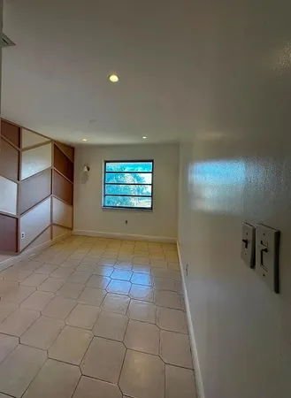 $2,600 | 15470 Southwest 82nd Lane, Unit 332, Miami, FL 33193