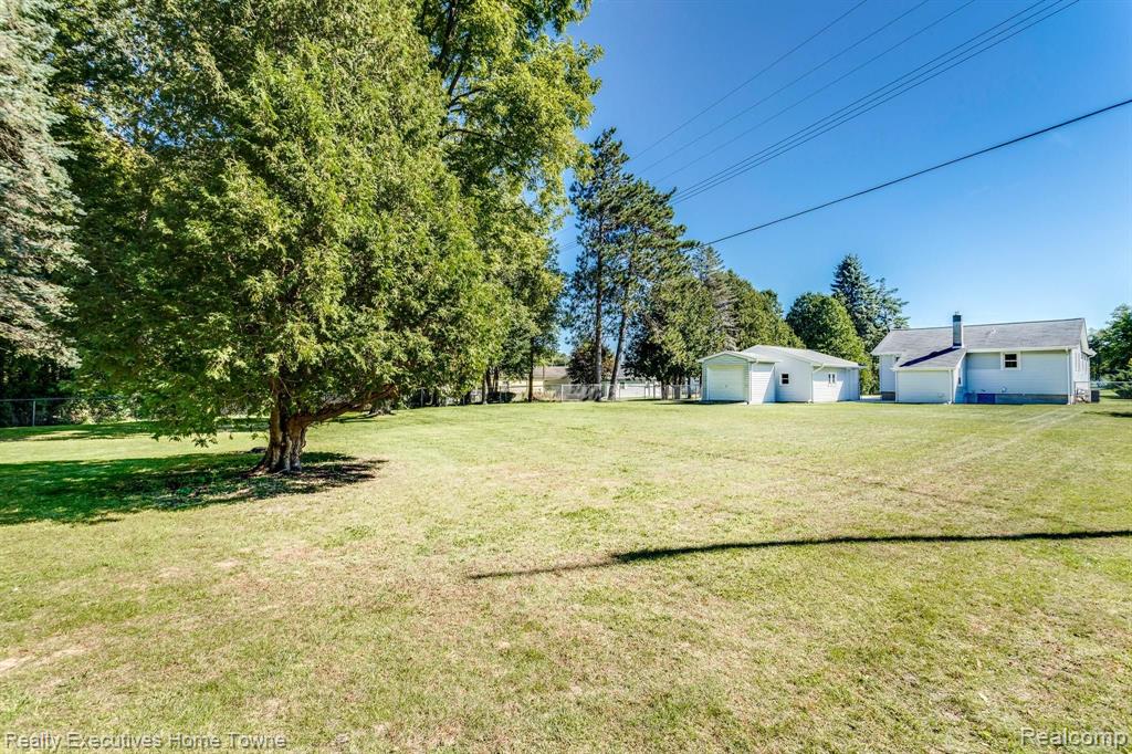 4380 Atkins Road Port Huron, MI 48060 - Photo 5 of 34 Gallery Image 5