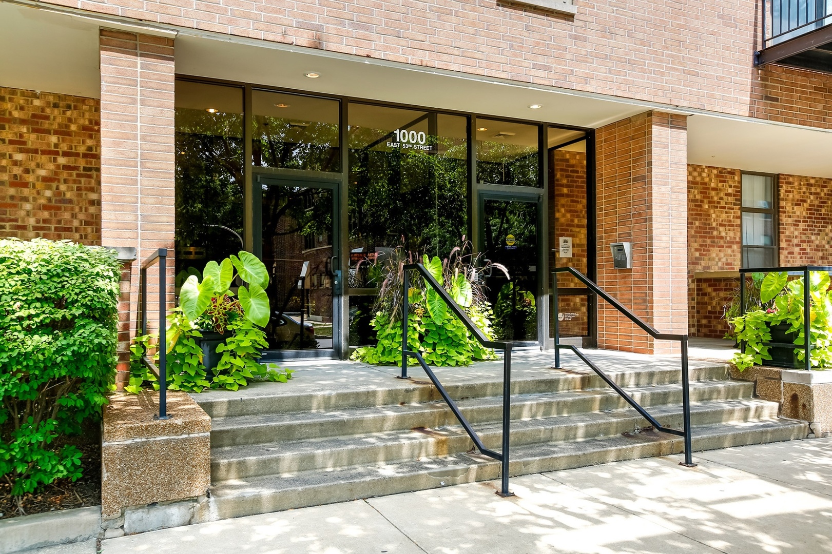 1000 East 53rd Street, Unit 218S Chicago, IL 60615 - Photo 2 of 29