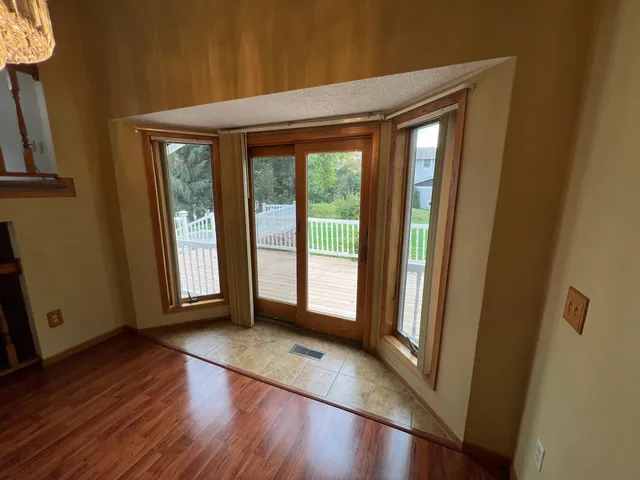 $524,900 | 2320 Cedarcrest Court, Harris, MN 55032