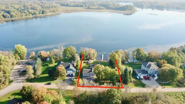 $524,900 | 2320 Cedarcrest Court, Harris, MN 55032