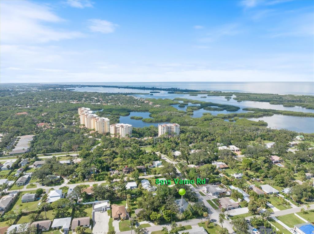 8915 Vamo Road Sarasota, FL 34231 - Photo 21 of 61 Gallery Image 21
