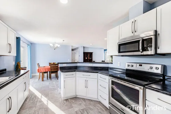 $390,000 | 3500 Northkent Pine Drive, Kent City, MI 49330