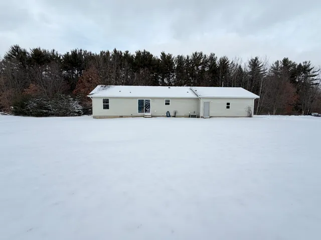 $399,900 | 3500 Northkent Pine Drive, Kent City, MI 49330