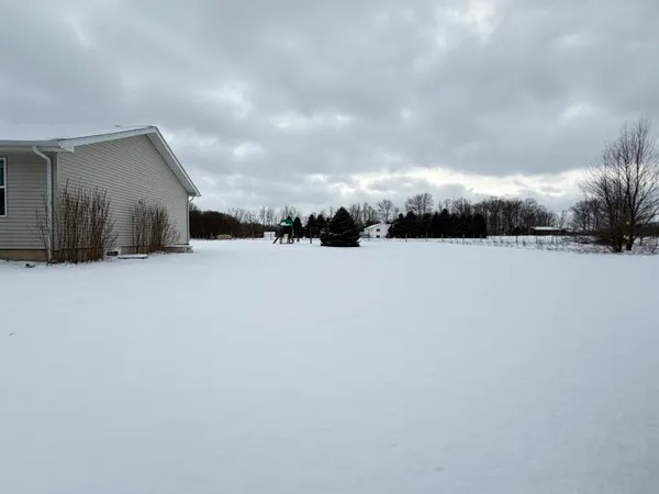 $390,000 | 3500 Northkent Pine Drive, Kent City, MI 49330