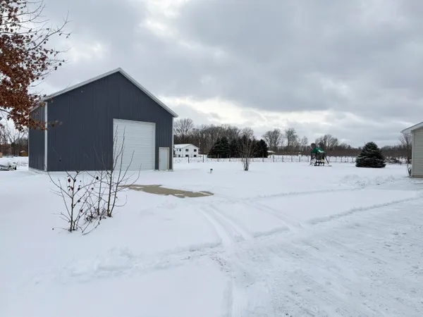 $390,000 | 3500 Northkent Pine Drive, Kent City, MI 49330