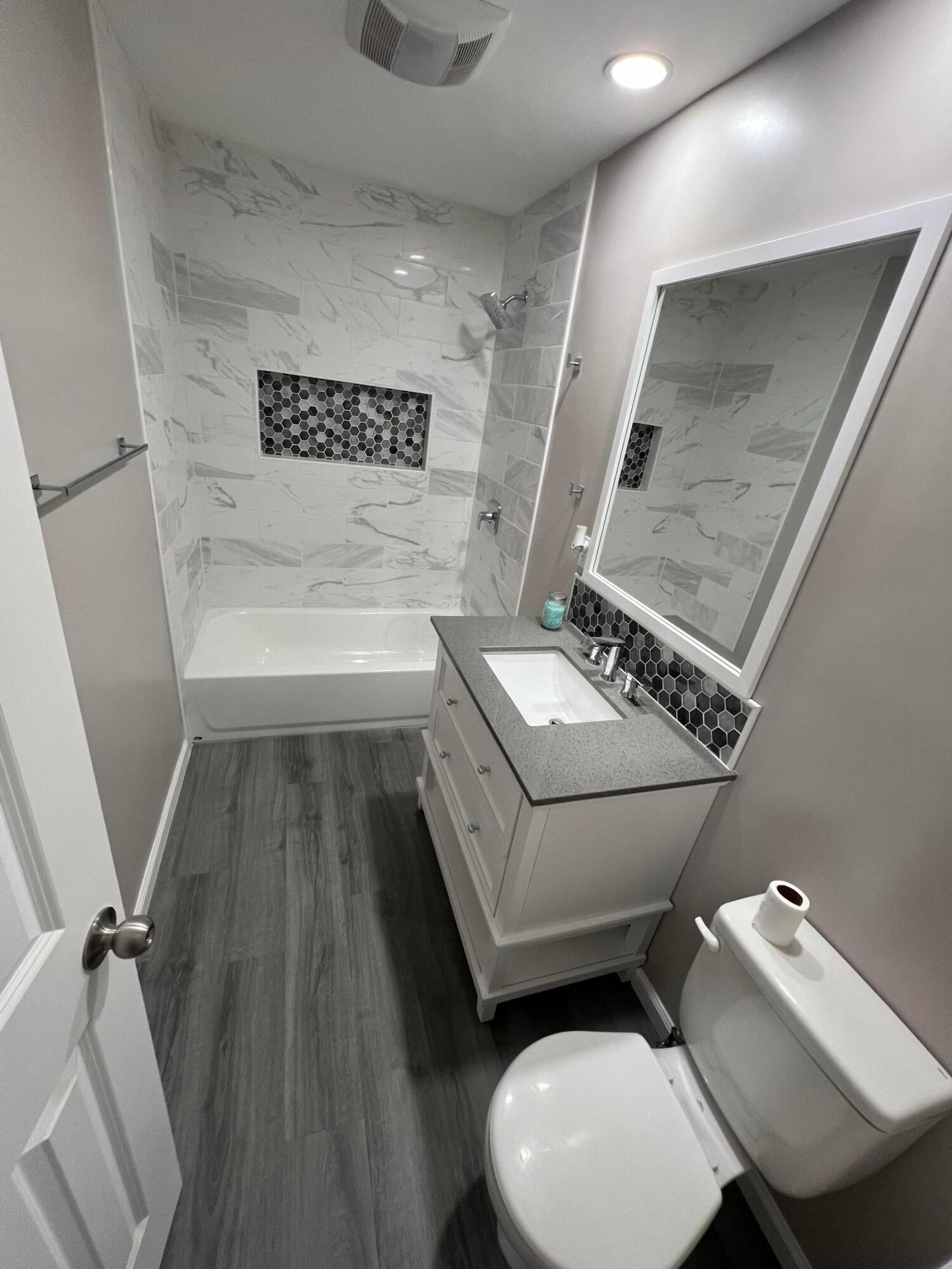 65 Rheem Street Delaware, OH 43015 - Photo 13 of 27 Bathroom